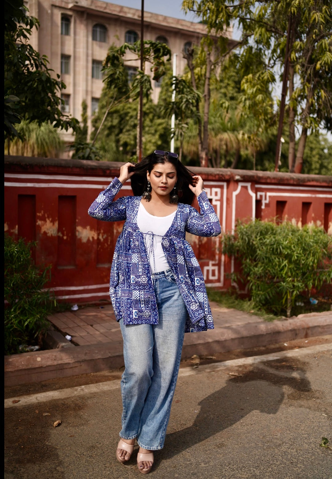Desi Queen Short Shrug