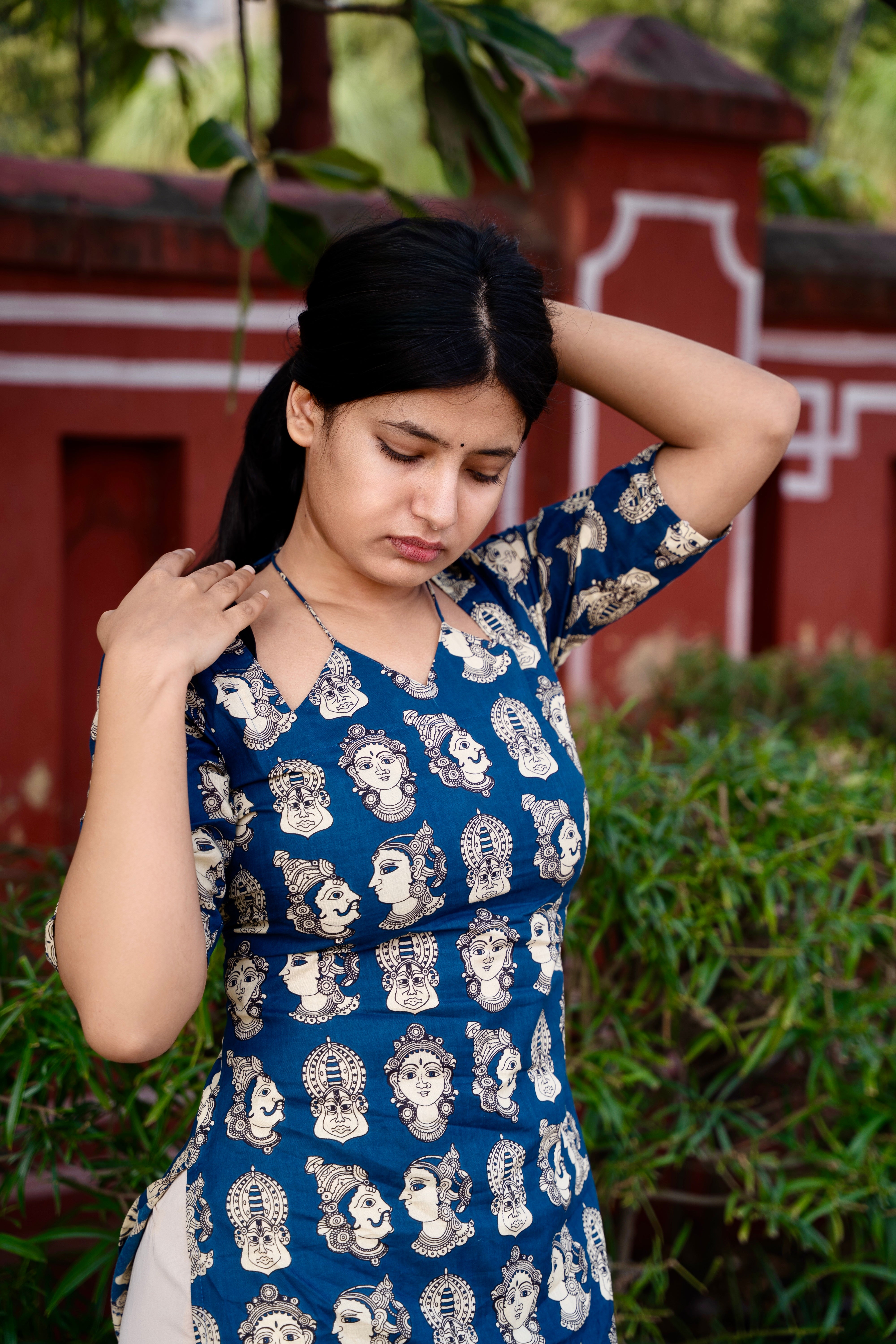 Anamika W Face Print
