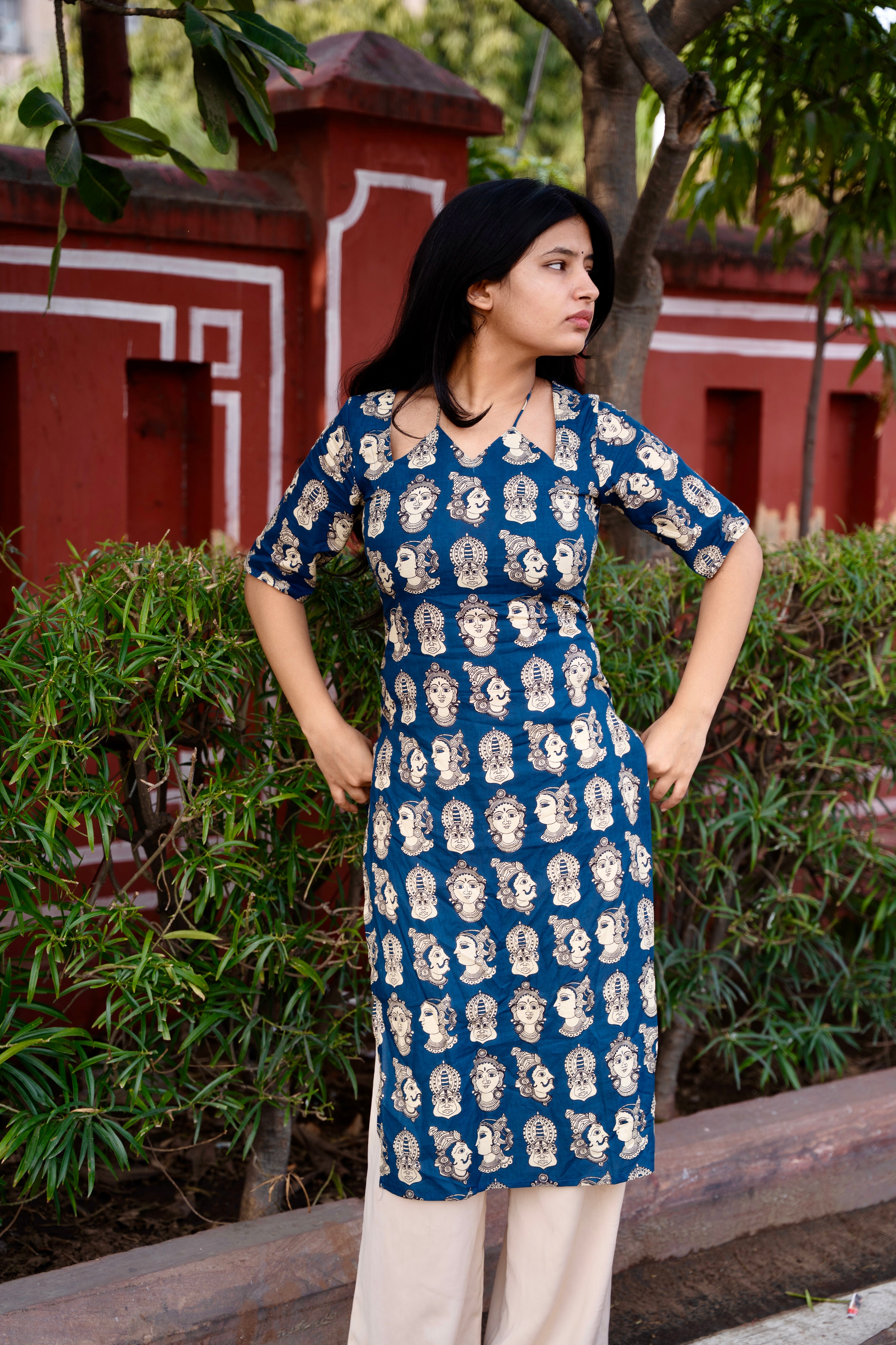 Anamika W Face Print
