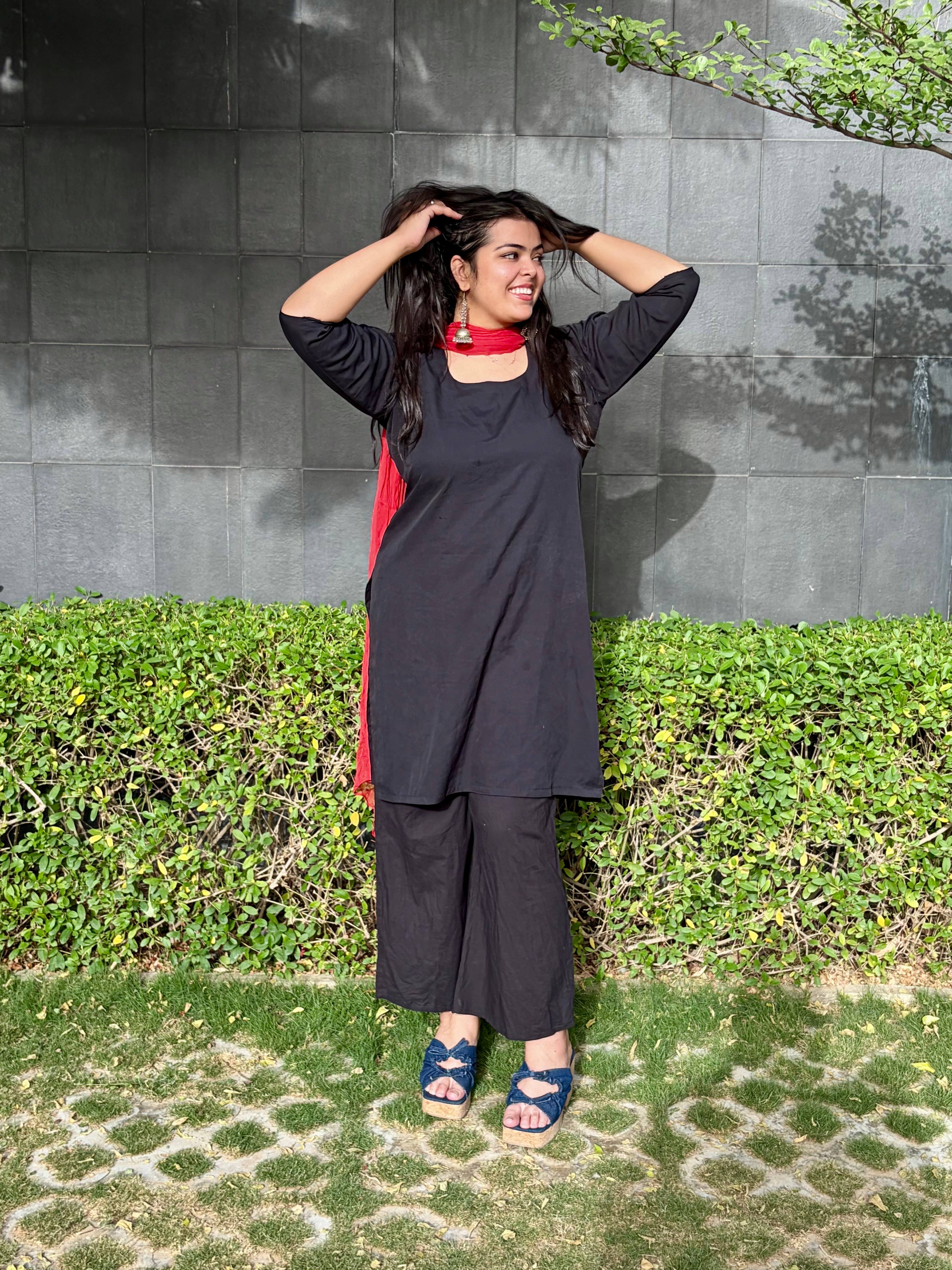 Rooh - Classic Black with Red Dupatta
