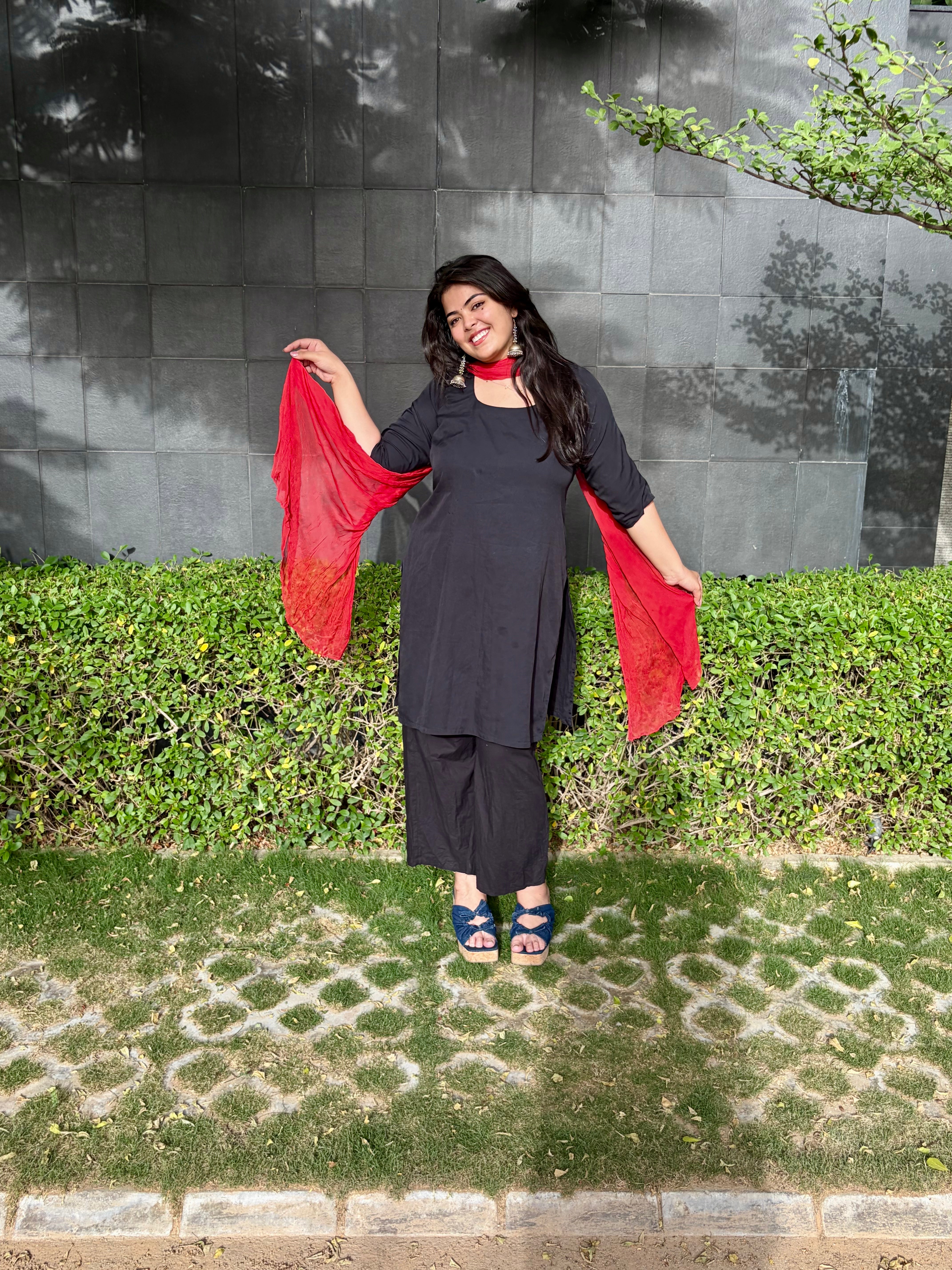 Rooh - Classic Black with Red Dupatta