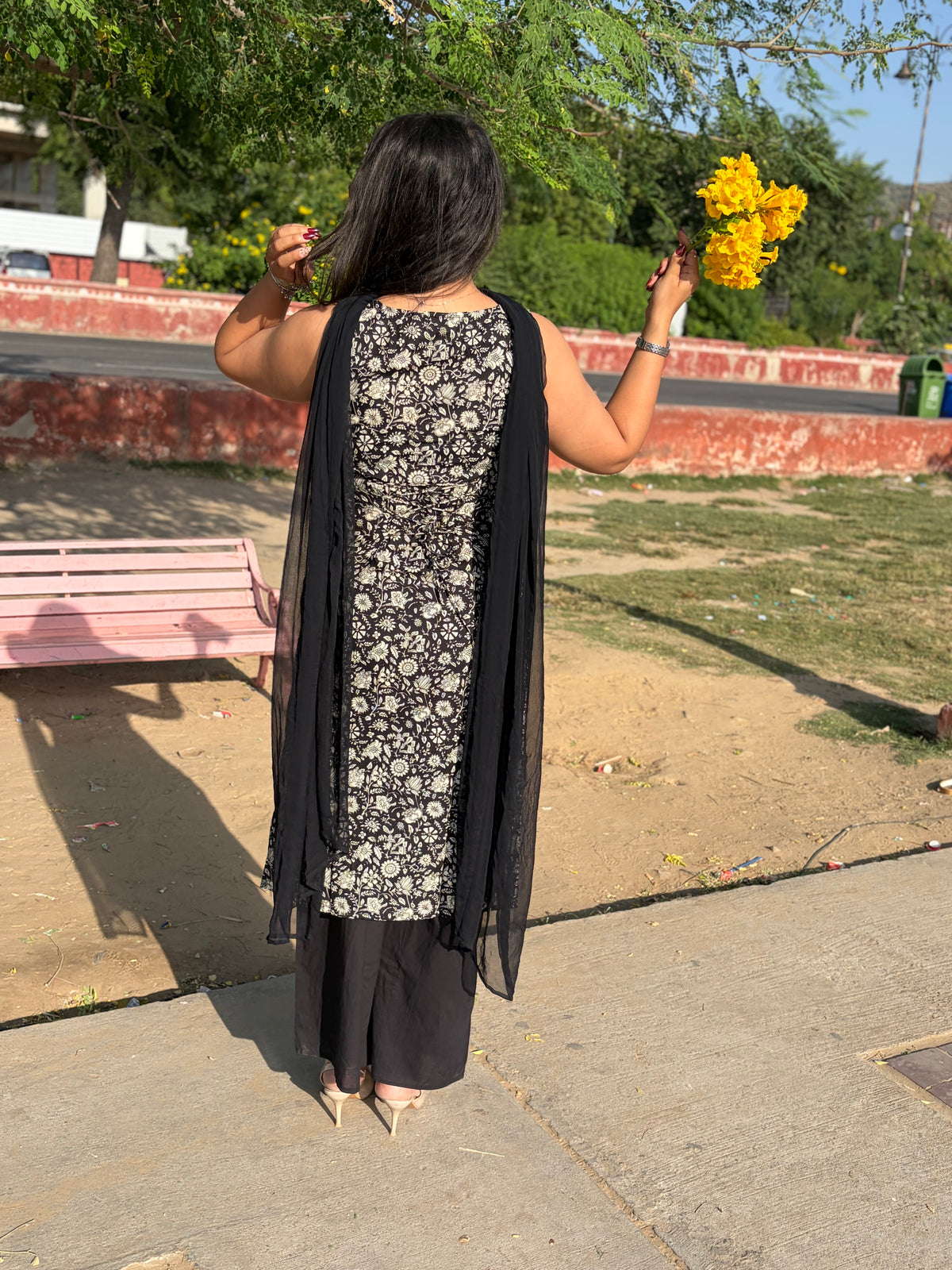 Sanskari Rebel - Black