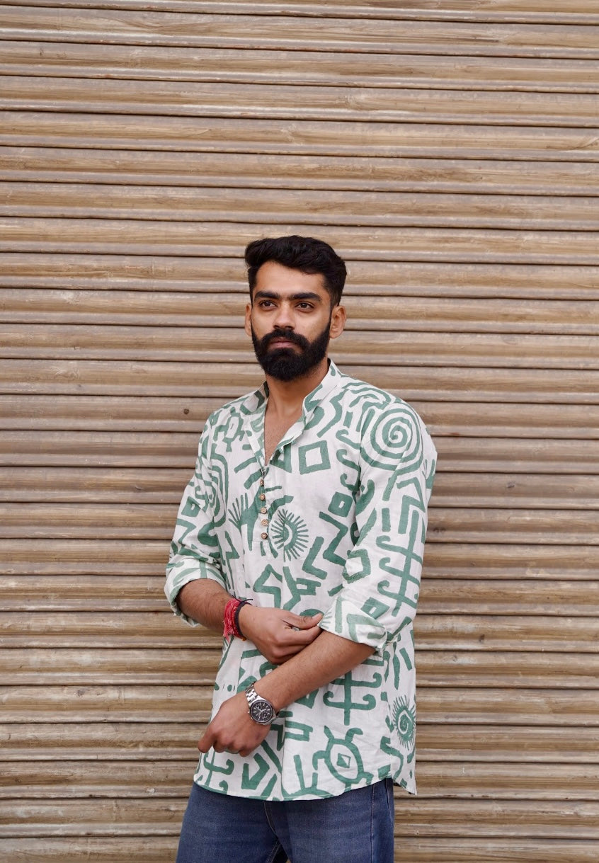 Aakhar Short Kurta