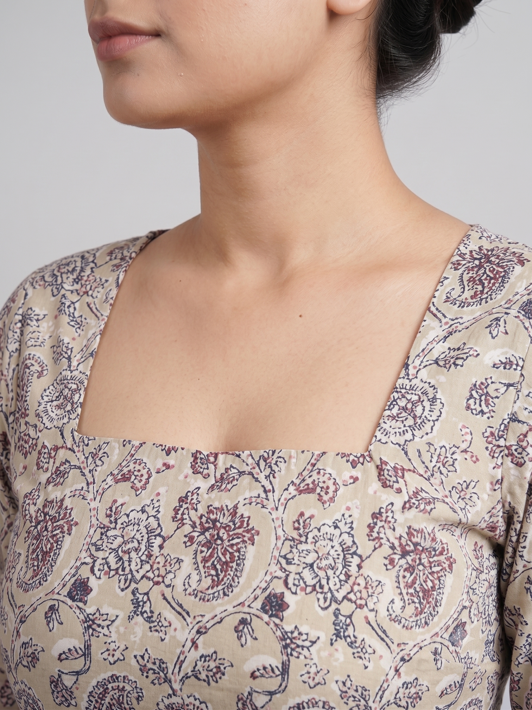 Short Kurti Square Neck - Arohi