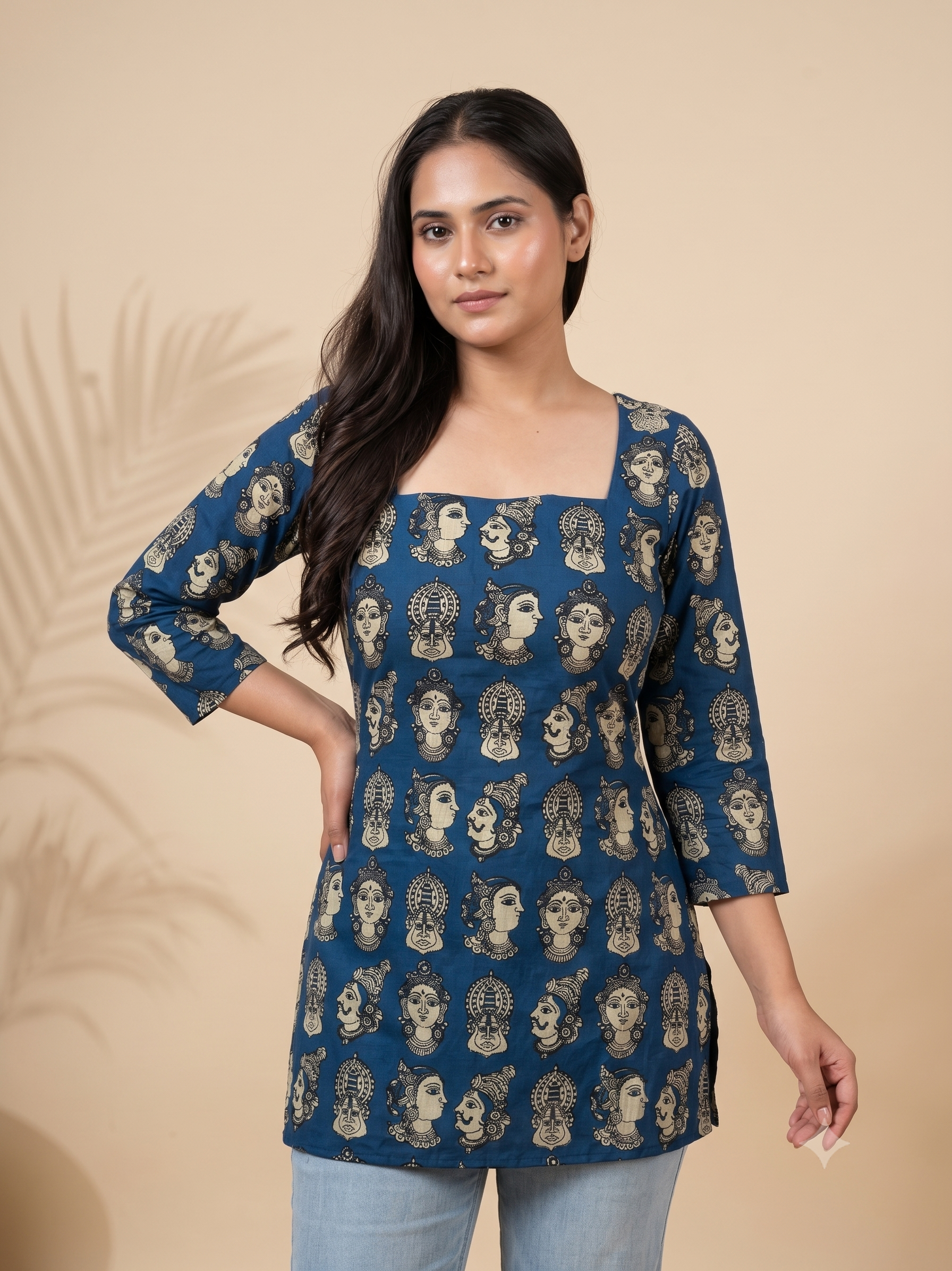 Face Print - Square Neck