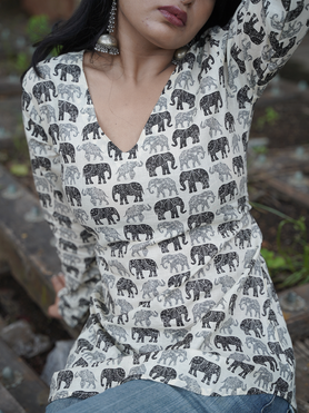 Cotton Param Sundry Short Kurti for everyday comfort